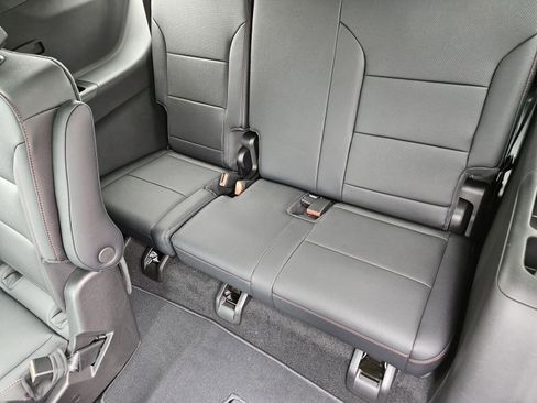 New 2026 Chevrolet Traverse Z71 w/ Driver Confidence Package image 31