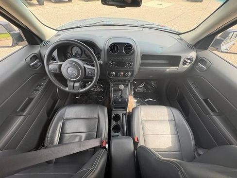 Used 2015 Jeep Patriot High Altitude AWD/4WD image 20