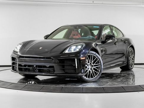 New 2026 Porsche Panamera image 1