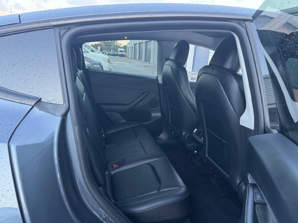 Used 2023 Tesla Model Y Long Range AWD/4WD image 14