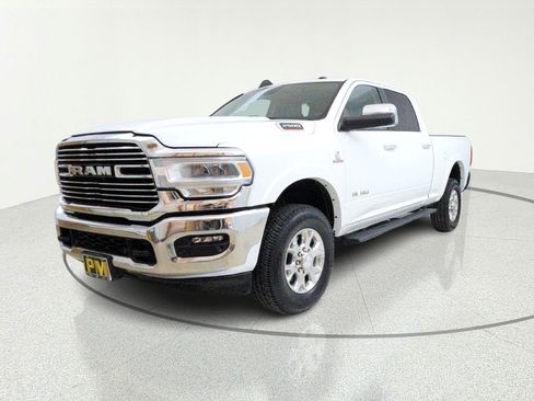 Used 2022 RAM 2500 Laramie AWD/4WD image 3