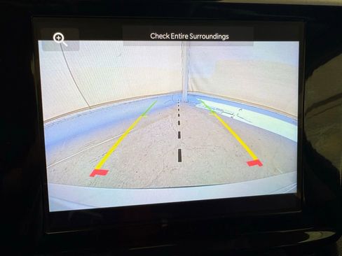 Used 2023 Jeep Grand Cherokee L Laredo image 45