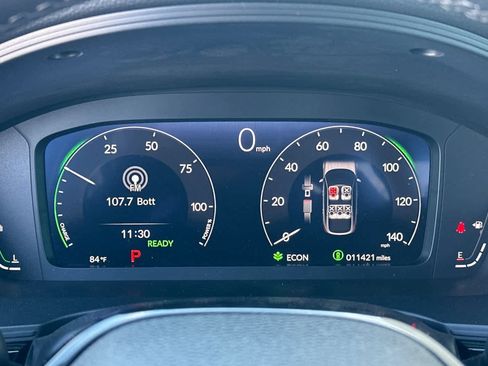 Certified 2025 Honda Civic Sport Touring image 27