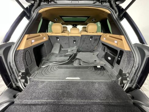 Certified 2023 Land Rover Range Rover SE image 27