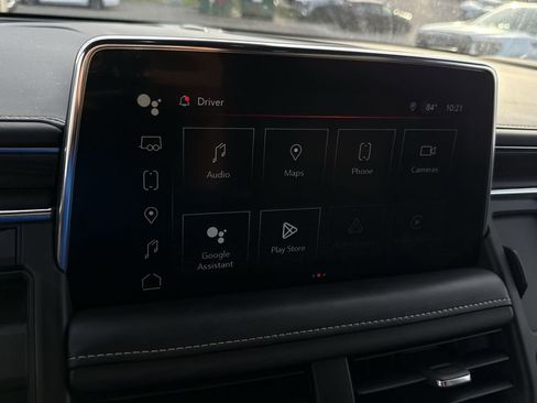 Used 2022 GMC Yukon SLT w/ SLT Luxury Package AWD/4WD image 20