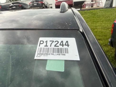 Used 2024 Chevrolet Equinox RS FWD image 7