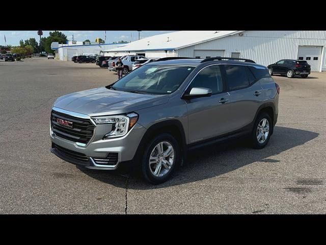 Certified 2023 GMC Terrain SLE w/ Driver Convenience Package AWD/4WD image 32