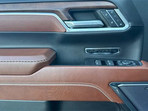 Used 2022 GMC Sierra 1500 Denali Ultimate image 11