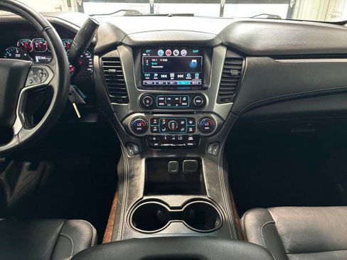 Used 2019 Chevrolet Tahoe LT AWD/4WD image 18