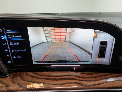 Used 2021 Cadillac Escalade ESV Sport Platinum AWD/4WD image 23