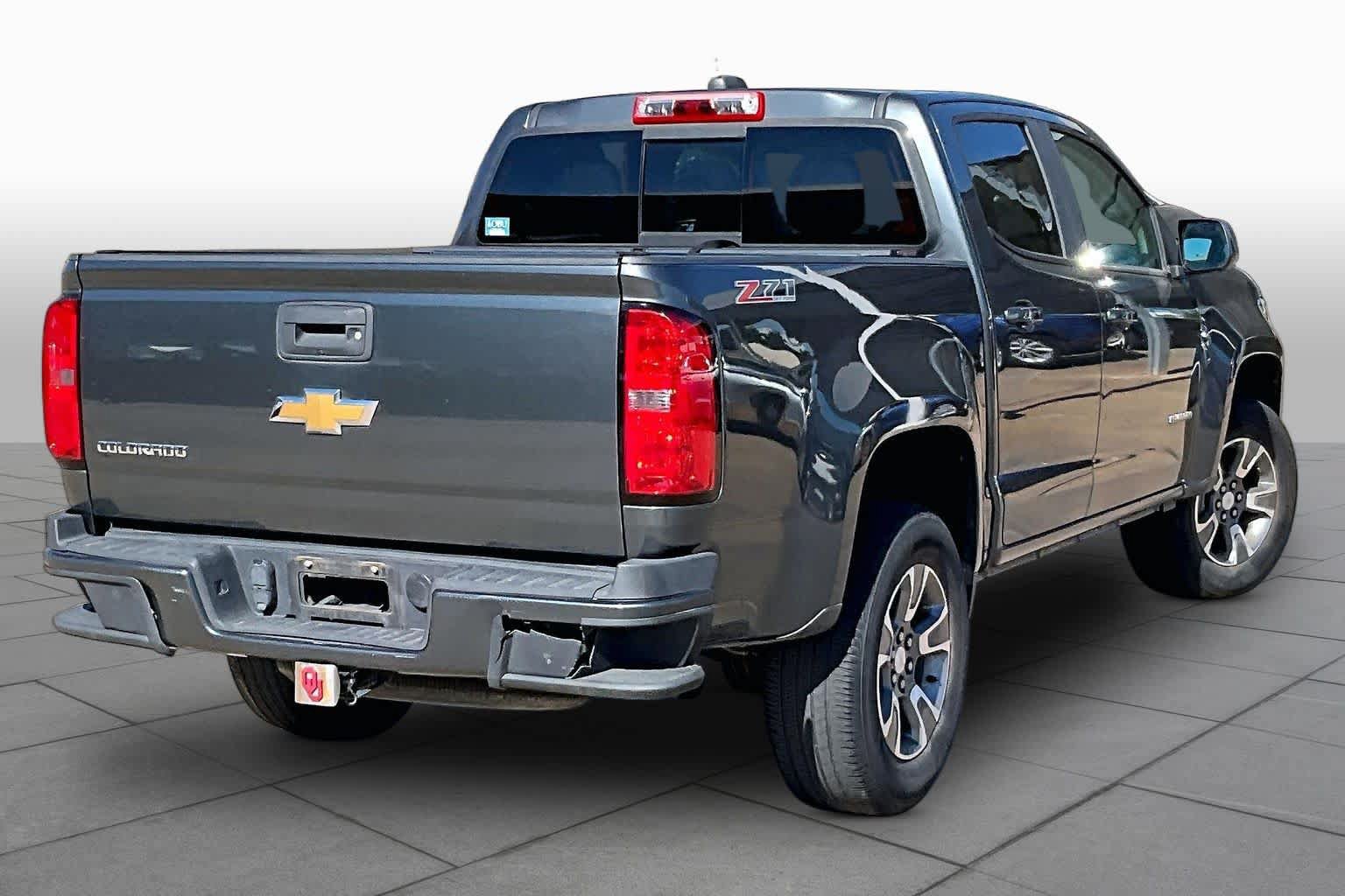 Used 2016 Chevrolet Colorado Z71 AWD/4WD image 13