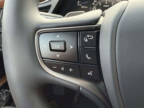 Used 2025 Lexus ES 350 Premium w/ Premium Package image 22