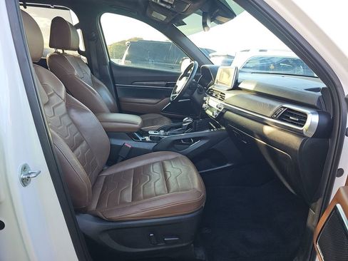 Used 2022 Kia Telluride SX w/ SX Prestige Package image 15