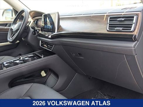 Certified 2026 Volkswagen Atlas SE w/ Panoramic Sunroof Package FWD image 23