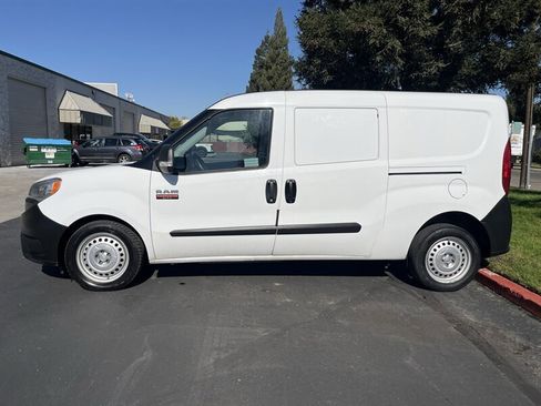 Used 2019 RAM ProMaster City Tradesman image 8
