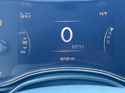 Used 2020 Jeep Grand Cherokee Limited X image 12