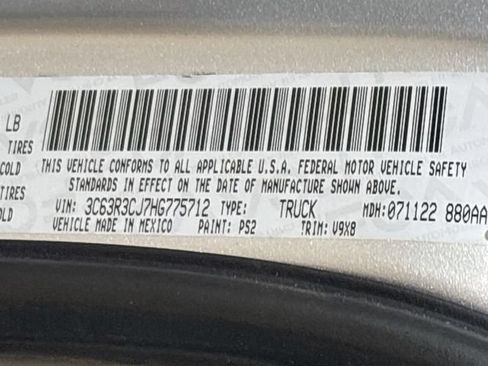 Used 2017 RAM 3500 Tradesman w/ Chrome Appearance Group AWD/4WD image 17