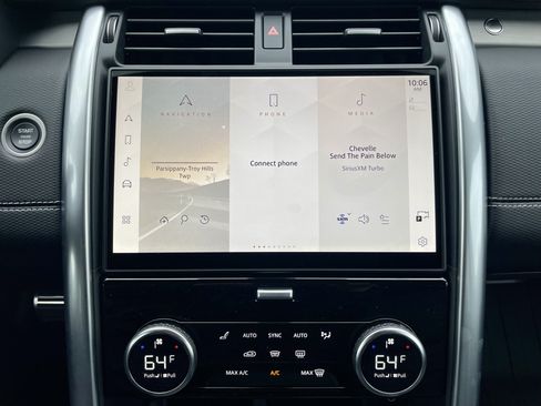 Certified 2025 Land Rover Discovery Dynamic SE AWD/4WD image 19