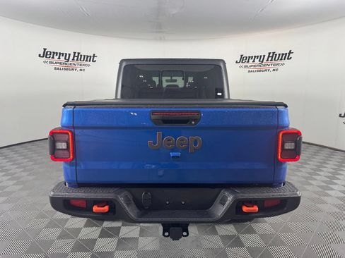 Used 2023 Jeep Gladiator Mojave w/ LED Lighting Group AWD/4WD image 8