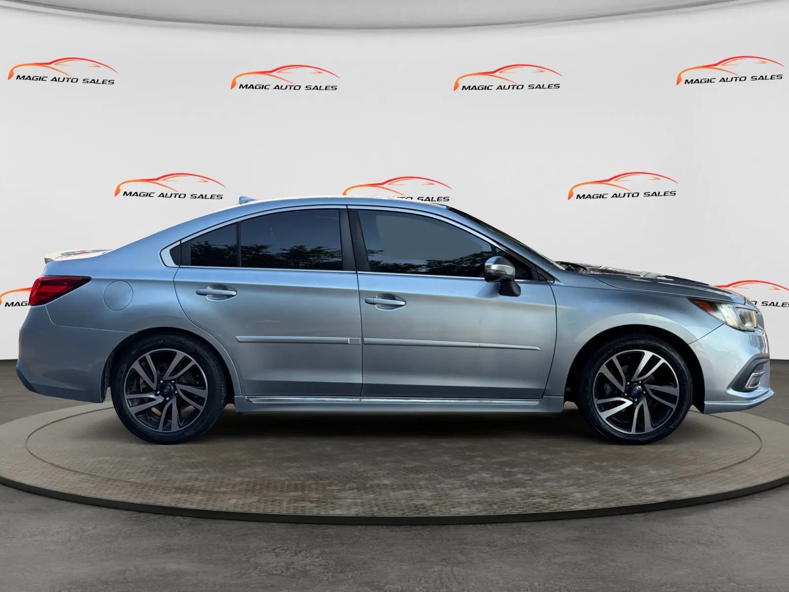 Used 2019 Subaru Legacy 2.5i Sport AWD/4WD image 6