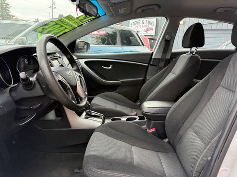 Used 2013 Hyundai Elantra GT image 5