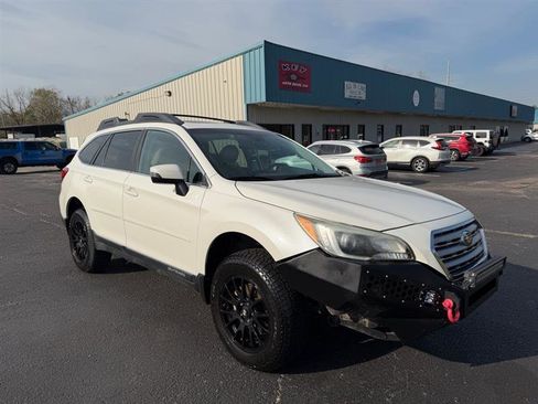 Used 2016 Subaru Outback 2.5i Limited image 1