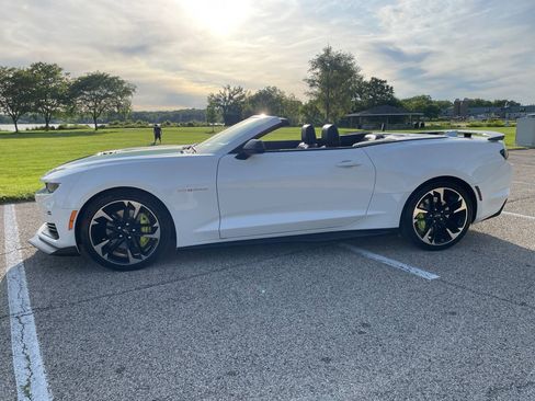 Used 2023 Chevrolet Camaro SS RWD image 95