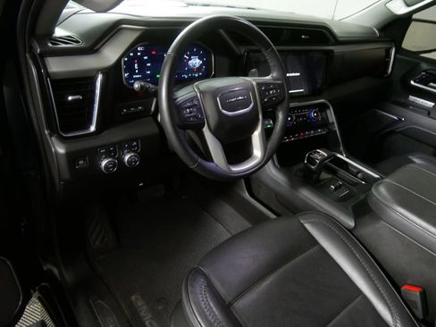 Used 2024 GMC Sierra 1500 Denali w/ Denali Reserve Package AWD/4WD image 15