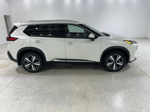 Used 2022 Nissan Rogue SL w/ SL Premium Package AWD/4WD image 6