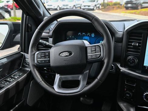 Used 2025 Ford F150 Lariat AWD/4WD image 31