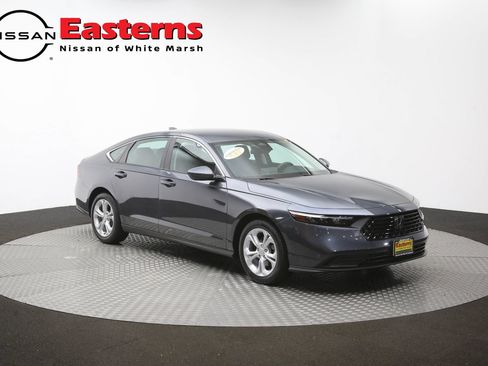 Used 2025 Honda Accord LX image 46