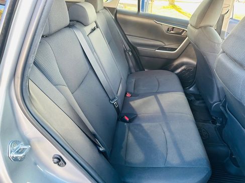 Used 2021 Toyota RAV4 LE image 25