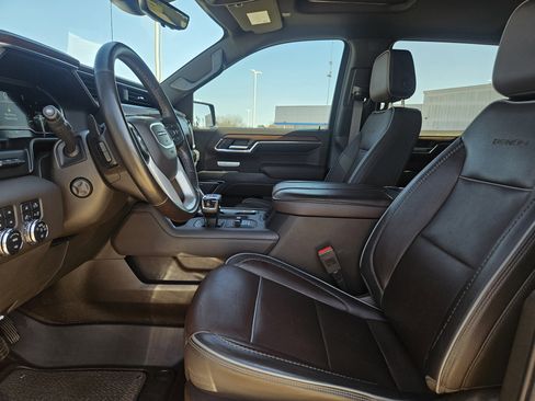 Used 2023 GMC Sierra 1500 Denali w/ Technology Package image 11
