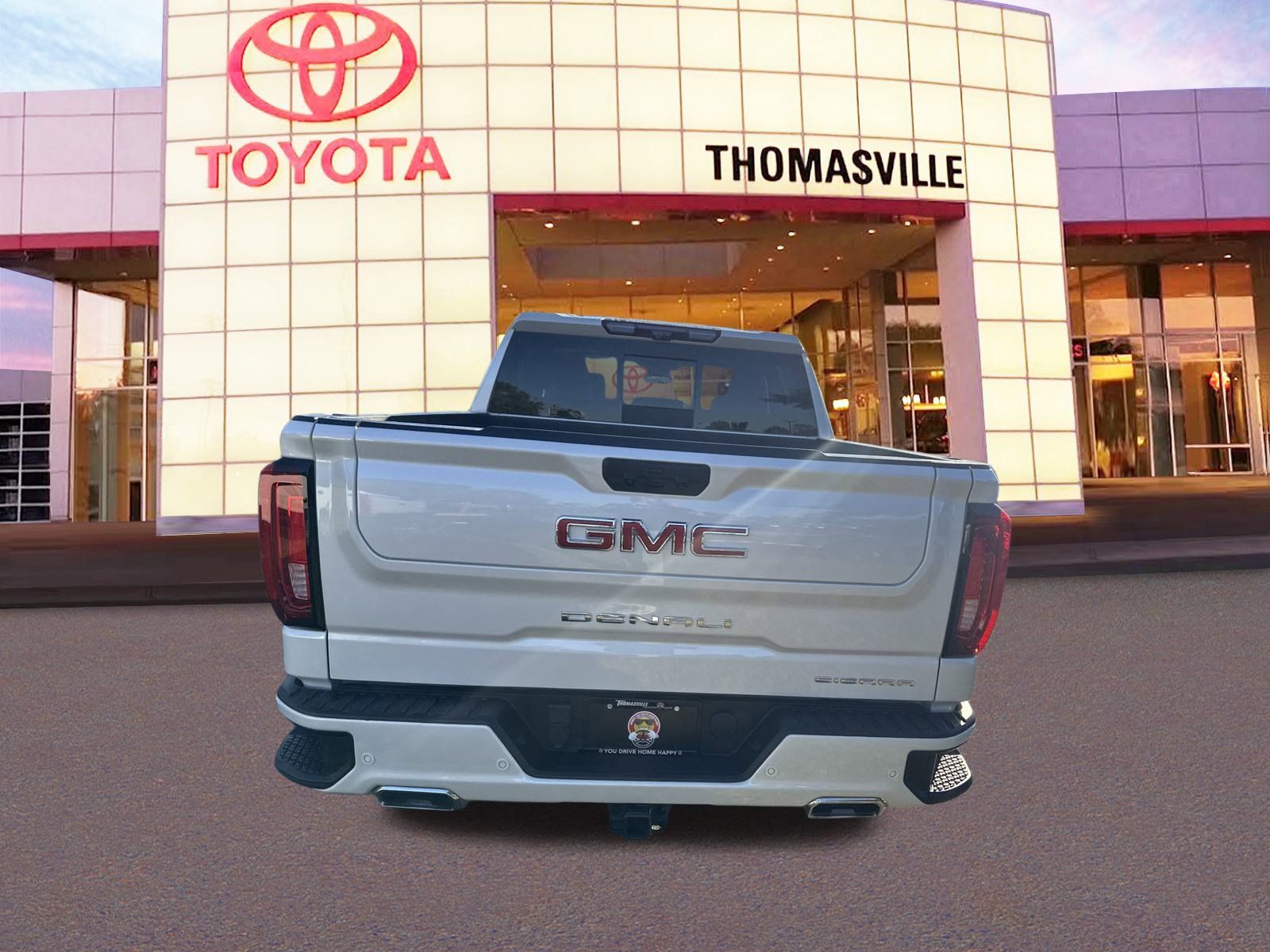 Used 2024 GMC Sierra 1500 Denali w/ Technology Package AWD/4WD image 6