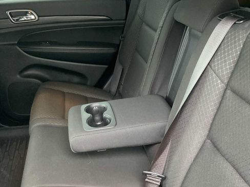 Used 2021 Jeep Grand Cherokee Freedom Edition image 36