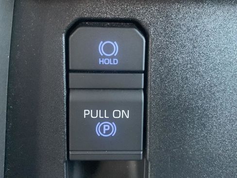 Used 2024 Toyota Tundra Limited image 14