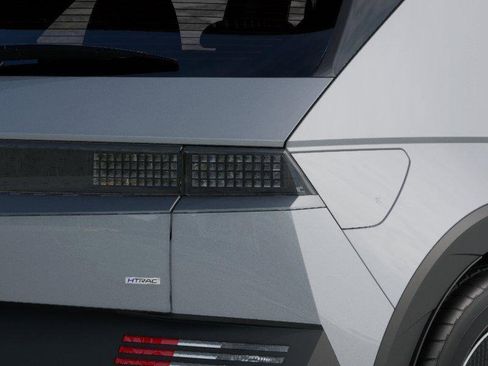 New 2026 Hyundai Ioniq 5 SE image 10