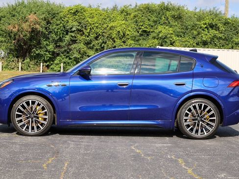 Used 2023 Maserati Grecale Modena AWD/4WD image 42