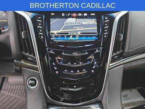 Used 2019 Cadillac Escalade ESV Platinum AWD/4WD image 16