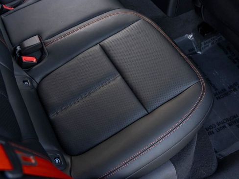 New 2026 Porsche Macan image 96