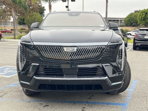 New 2026 Cadillac Escalade IQL Sport 1 w/ LPO, ONYX Package image 8