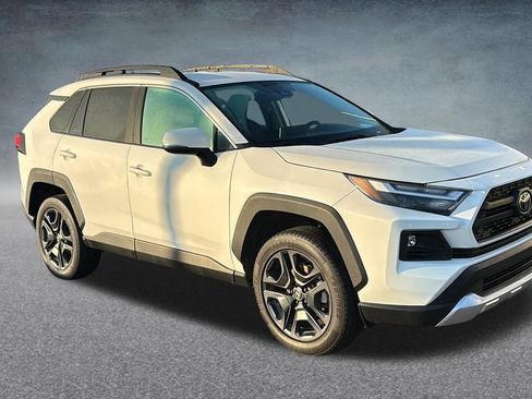 Used 2024 Toyota RAV4 Adventure AWD/4WD image 3