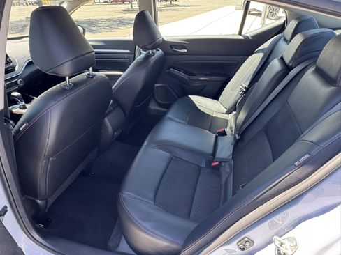 Used 2023 Nissan Altima 2.5 SR AWD/4WD image 16