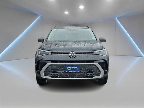 Certified 2025 Volkswagen Taos S image 2