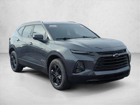 Used 2021 Chevrolet Blazer LT image 3