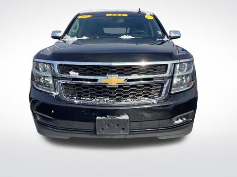 Used 2017 Chevrolet Suburban LT image 2