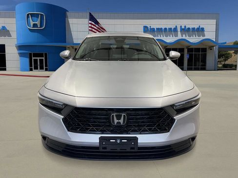 New 2025 Honda Accord LX image 9