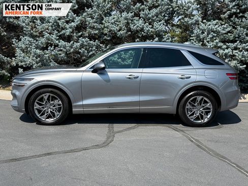 Used 2025 Genesis GV70 2.5T image 4