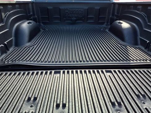 Used 2024 RAM 1500 Classic SLT AWD/4WD image 10