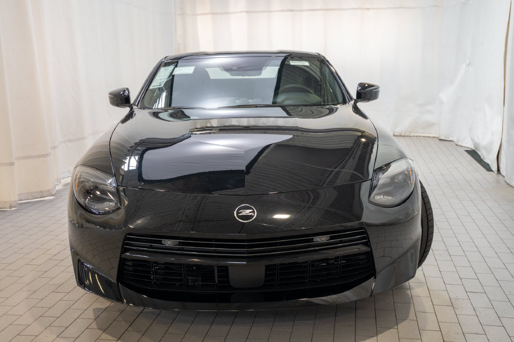 New 2027 Nissan Z Performance RWD image 4